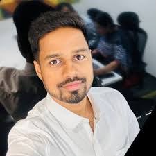 Carlos Bakos's Instagram, Twitter & Facebook