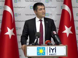 İyi̇ parti i̇stanbul i̇l başkanı buğra kavuncu'nun babası eski bbp milletvekili orhan kavuncu tarafından enver altaylı'ya ilişkin çok sayıda para transferi yapıldığı tespit edildi. Calar Saat In Konugu Bugra Kavuncu Kimdir Kac Yasinda Nereli