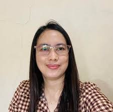 Jade Grace's Instagram, Twitter & Facebook