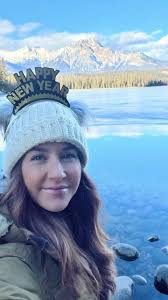 Behind the scenes of tonight's episode of A Million Little Things 10/9c ABC  stream