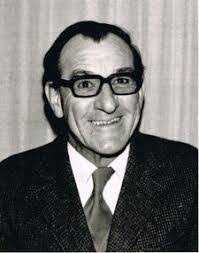 Barry Broadbent's Instagram, Twitter & Facebook