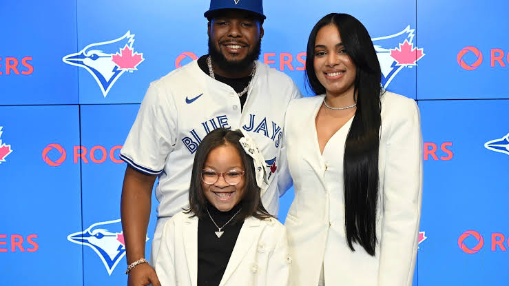 Montreal-born Vladimir Guerrero Jr. signs $500-million, 14-year deal to  stay in 'second house' – CBS17.com