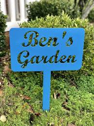 Custom Garden Sign Garden Sign Personalized Garden Sign Etsy In 2020 Garden Signs Personalized Signs Sign Display