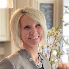 Lisa Harp's Instagram, Twitter & Facebook