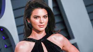 Kendall jenner (born on november 3, 1995) is a model who appeared in the reality tv show keeping up with the kardashians. after working in commercial print ad campaigns and photoshoots, jenner. Kendall Jenner News Photos And Videos Hollywood Life