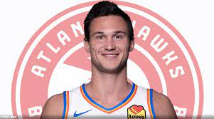 Danilo gallinari is an italian professional basketball player for the atlanta hawks of the national basketball association. Danilo Gallinari Unterschreibt In Atlanta Basketball De