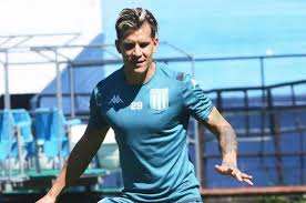 1 rainiero leapt on a bad back pass but failed to get out from seven yardscredit: La Presencia Del Entrerriano Nicolas Reniero Esta En Duda Para El Debut De Racing Analisis