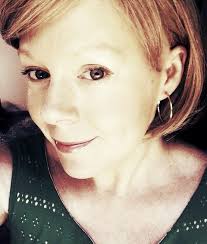 Choose Joy: A Year of Creating the Extraordinary in Everyday Life (The  Legacy Series of Kate Bartolotta)