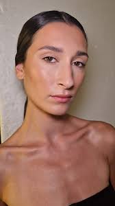 I'm all about that natural dewy glow makeup look, and I'm so excited to  share some tips! ✨ First, prepping your skin is key with a hydrating  moisturiser; it's like laying the foundation for a ...