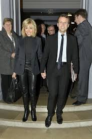Leather Pants In 2020 Lederbekleidung Lederhose Damenmode