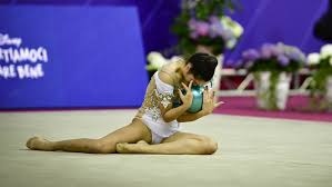Jul 13, 2015 · il magazine dedicato alla ginnastica ritmica. Federazione Ginnastica D Italia World Cup Pesaro Il Capolavoro Delle Farfalle Baldassarri E Agiurgiuculese Fuori Dalle Finali Di Cerchio E Palla La Gara A Squadre In Diretta Su Volare Tv