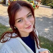 Meredith Voss's Instagram, Twitter & Facebook