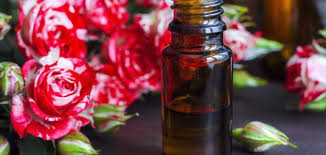 فوائد زيت الورد للتبييض حروف عربي