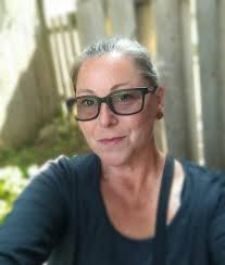 Can anyone identify? Thank you 🦋