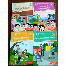 Revisi terakhir buku tematik kelas 2 semester 1 yaitu pada tahun 2018. Paket Buku Tematik Kelas 2 Sd Mi Semester 1 Tema 1 2 3 4 Kurikulum 2013 Revisi Thn 2017 Shopee Indonesia