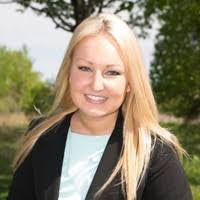 Ashley Bye's Instagram, Twitter & Facebook