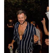 Check out the latest pictures, photos and images of jochen schropp. Jochen Schropp Throwback To One Of The Happiest Days Of Facebook