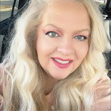 Brent White, Tammy and Cheryl Keoughan