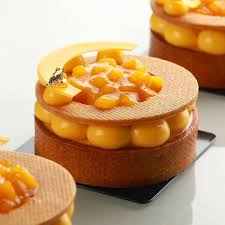 3 408 Me Gusta 144 Comentarios Antonio Bachour Antonio Bachour En Instagram This Is One Of My Favorite Recipe And I In 2020 Desserts Sweet Pastries Mango Tart
