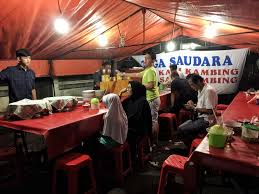 Ide nama cafe, restoran, rumah makan, warung mie ayam bakso, kedai kopi yang bagus menurut islam, keren, unik, lucu, kekinian, nyeleneh & menarik. Sop Kaki Kambing Tiga Saudara Kelapa Gading Lengkap Menu Terbaru Jam Buka No Telepon Alamat Dengan Peta