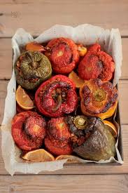 Tomates Poivrons Farcis A La Turque Http Www Maryseetcocotte Com 2016 10 03 Tomates Farcies Au Bo Poivrons Farcis Recette Poivron Farci Poivrons Farcis Riz