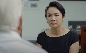 Hướng dương ngược nắng là câu chuyện của những nữ cường mà ở đó, mạnh mẽ có khi đưa họ vượt qua số phận, nhưng lại là rào cản để họ bước tới hạnh phúc. Wltzu9bvuhvsqm