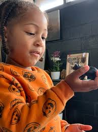 MONDAY WITH THE M&M's It's Monday y'all already know what it is… These  little bears have been busy, busy, busy. Big shoutout to BabeDukes for  holding it down with them most of