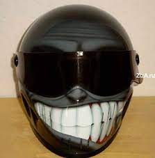 Pin By Anita Eriksen On Car Stuff Cool Motorcycle Helmets Motorcycle Helmet Design Custom Motorcycle Helmets