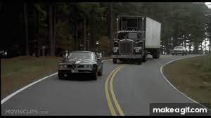 Browse latest funny, amazing,cool, lol, cute,reaction gifs and animated pictures! Smokey And The Bandit 9 10 Movie Clip The Snowman Is Comin Through 1977 Hd On Make A Gif