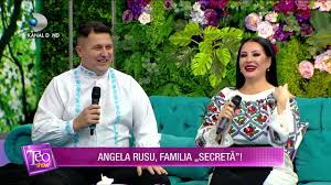 Angela rusu скачать на телефон. Teo Show 25 11 2020 Angela Rusu Si Cumnatul Claudiu Moldovan Testul Familiei Youtube