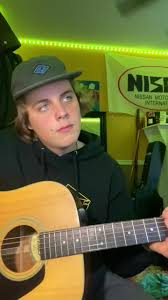 @Travis Meadows is a hugely underrated country singer/songwriter. Heres my  attempt at his song Sideways…. #travismeadows #sideways #country #folk  #music #guitar #fyp #viral