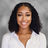 Kendall Clements's Instagram, Twitter & Facebook