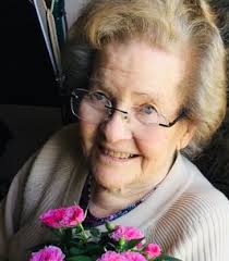 Auriel Creighton Obituary