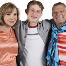 Su emisión final se emitió el 29 de diciembre con un resumen de los diversos concursantes que pasaron por el programa. Benito Rivers El Es El Hermano Perdido Que Tiene En La Vida Real El Actor De Vecinos Foto El Heraldo De Mexico