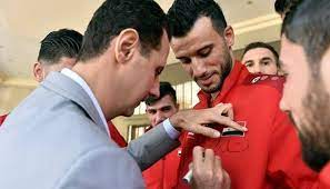 الأهلي السعودي، عمر السومة، ونجم المنتخب السوري. Ø¹Ù…Ø± Ø§Ù„Ø³ÙˆÙ…Ø© Ù„Ù…Ø´Ø¬Ø¹ÙŠ Ù…Ù†ØªØ®Ø¨ Ø§Ù„Ø£Ø³Ø¯ Ø¨ÙƒØ±Ø§ Ù†ÙØ±Ø­ÙƒÙ… ÙˆÙ†Ø³Ø¹Ø¯ÙƒÙ… ÙÙŠØ¯ÙŠÙˆ Ø¬ Ù€Ø±Ù Ù†ÙŠÙˆØ²