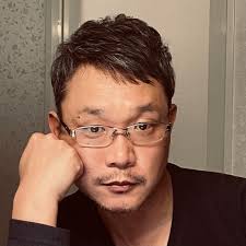 The Marvels of Shapes Revealed by Mathematics