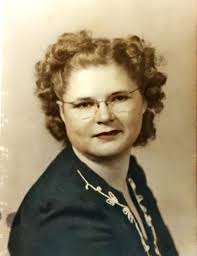 Florine Tillman's Instagram, Twitter & Facebook