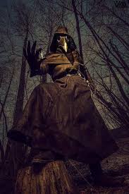 Chumnoj Doktor V Kapyushone In 2020 Plague Doctor Plague Doctor Costume Plauge Doctor