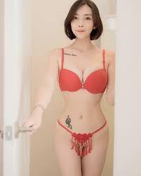 Sunmi's hot tits and shapely butt photos to leave you wanting more