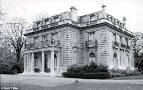 Browse 105 château de windsor stock photos and images available, or start a new search to explore more stock photos and images. Take A Look At Villa Windsor In Paris 7 Things You Need To Know