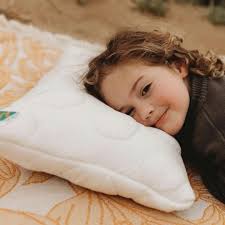 What type of pillow is best for a 2 year old? Best Toddler Pillow in  Australia. by Milari Organics - Issuu