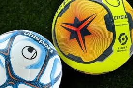 Ligue 1 tunisie, el menzah. Ligue 1 Ligue 2 Les Ballons Uhlsport De La Saison 2020 2021 Devoiles L Equipe