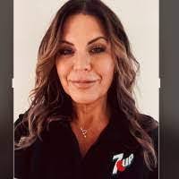 Rosalyn Pierce's Instagram, Twitter & Facebook