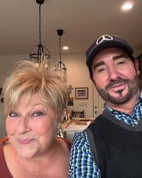 𝗗𝗥𝗢𝗣 𝗔 𝗛𝗘𝗔𝗥𝗧 𝗔𝗡𝗗 𝗦𝗔𝗬 𝗬𝗘𝗦 𝗜𝗙 𝗬𝗢𝗨 𝗟𝗢𝗩𝗘 The Young  and the Restless