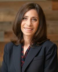 Sandy Shapiro's Instagram, Twitter & Facebook