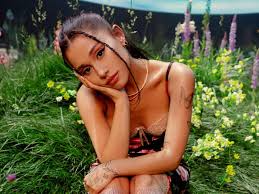 If you want to know if you are compatible in terms of astrology, ariana's zodiac sign is cancer. Ariana Grande S Positions How Live Vevo Performances Were Made