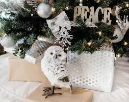For over 40 years, our family has brought the very essence of christmas into every fresh wreath that we create. Winter Woodland Christmas Tree Decorating Ideas Parties With A Cause