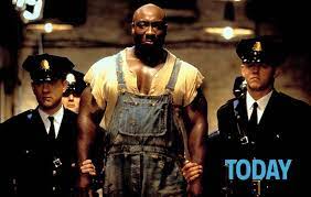 Il giorno prima dell'esecuzione, paul (tom hanks) parla a john coffey (michael clarke duncan), chiedendogli cosa può fare per lui, per farlo sfuggire. Gigante Il Miglio Verde Sepolto In Tomba Senza Nome