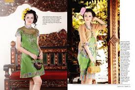 Gendongan jarik atau selendang masih menjadi favorit ibu masa kini untuk menggendong anak. 15 Trend Terbaru Model Baju Dari Kain Jarik Gendong Maria Space