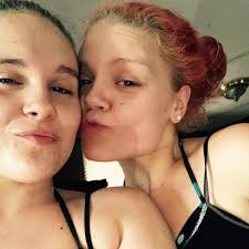 Hi guys, coming to egypt first week of June and know the sun will be very  strong. What spf does everyone use to tan nicely? I usually use oils but  tanned very